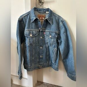 NWT Levi Women’s Denim Jacket